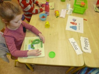 Writing Station Playdoh